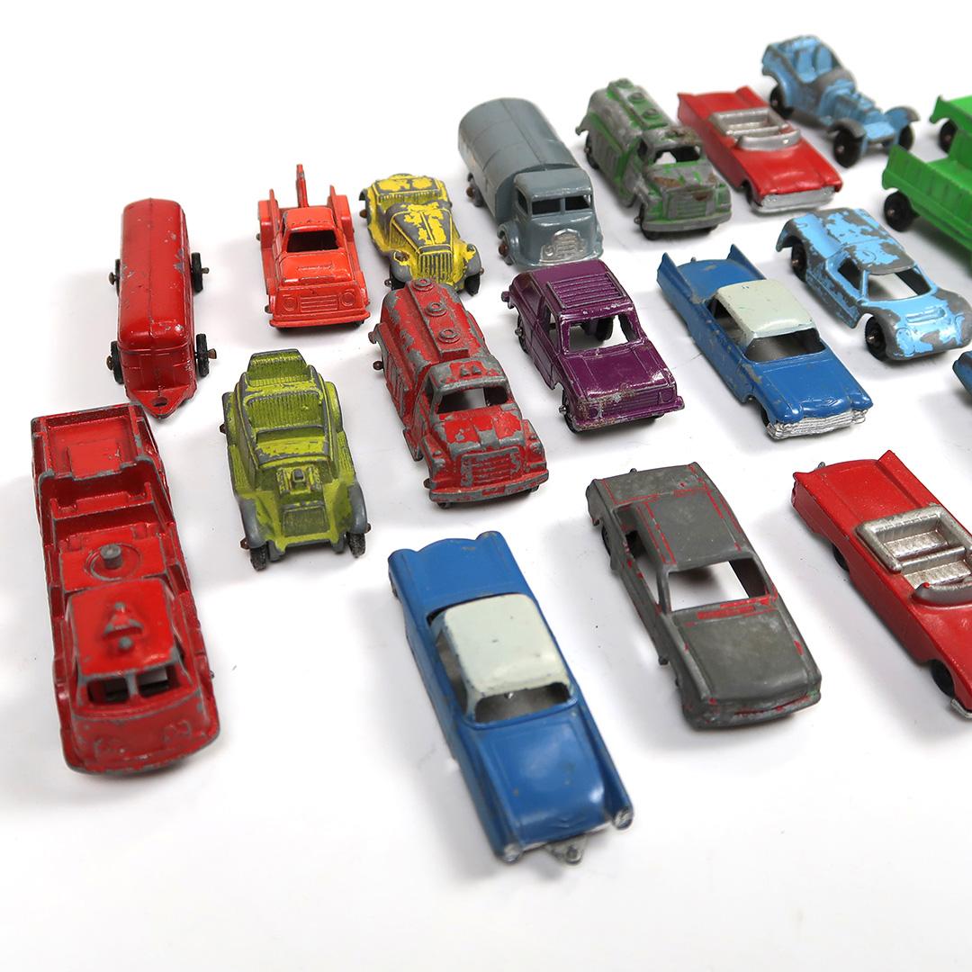 Tootsie Toys (19), Cars, Fire trucks & Trailers, 3.5" L.