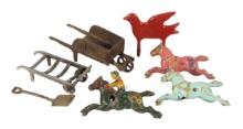 Toys & Arcade Figures (7), 3 horse targets or gaming figures, bird target,