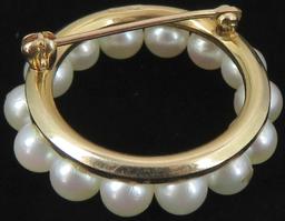 Pin marked 14K with pearls. Approx 3.8 grams.