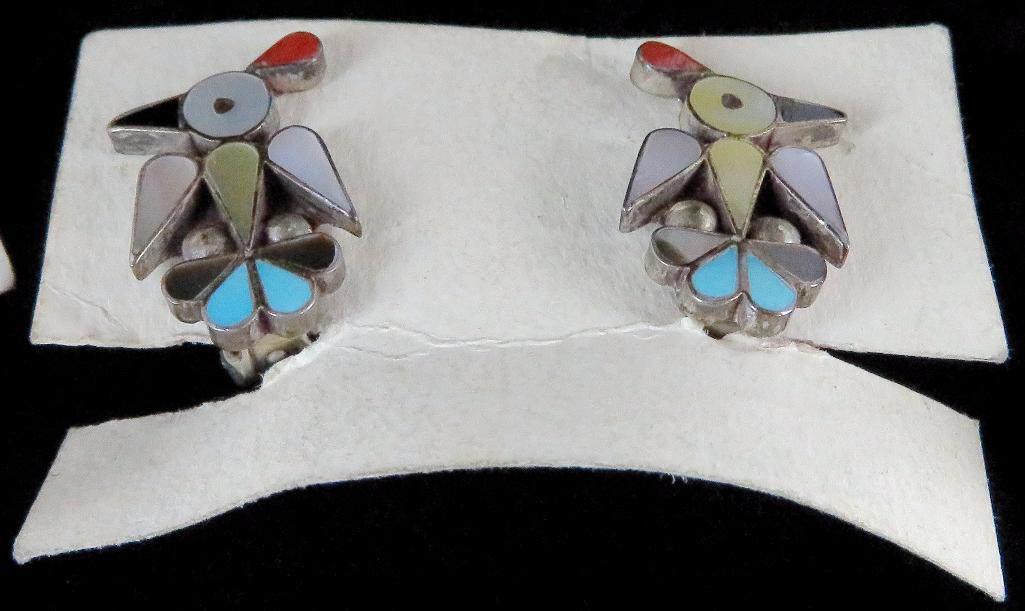 Approx (17) pairs of mostly Southwest American Indian Earrings with Ring.