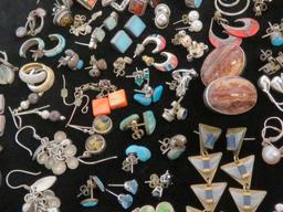 Large lot of misc vintage Jewelry items includes Silver, Gold, Costume, Rings, Earrings Pins, etc.