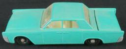 Lot of (5) vintage Matchbox includes No. 31 Lincoln Continental, 1968 No. 50 Kennel Truck with all 4