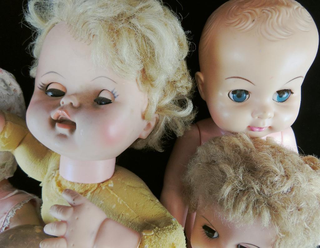 Lot of (5) vintage dolls includes Ideal, Eegee & more.