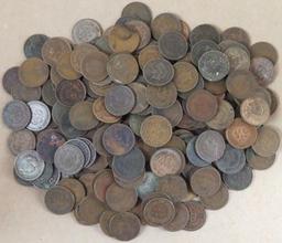 Lot of approx (218) Indian Head Cents - mixed dates.