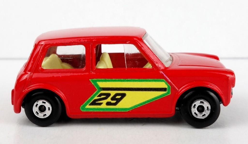 Matchbox Series / Superfast Lesney 1970 No.29 Racing Mini Made in England.