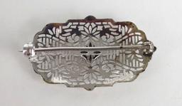 Vintage Filigree Pin / Brooch. Approx 1.6 grams.