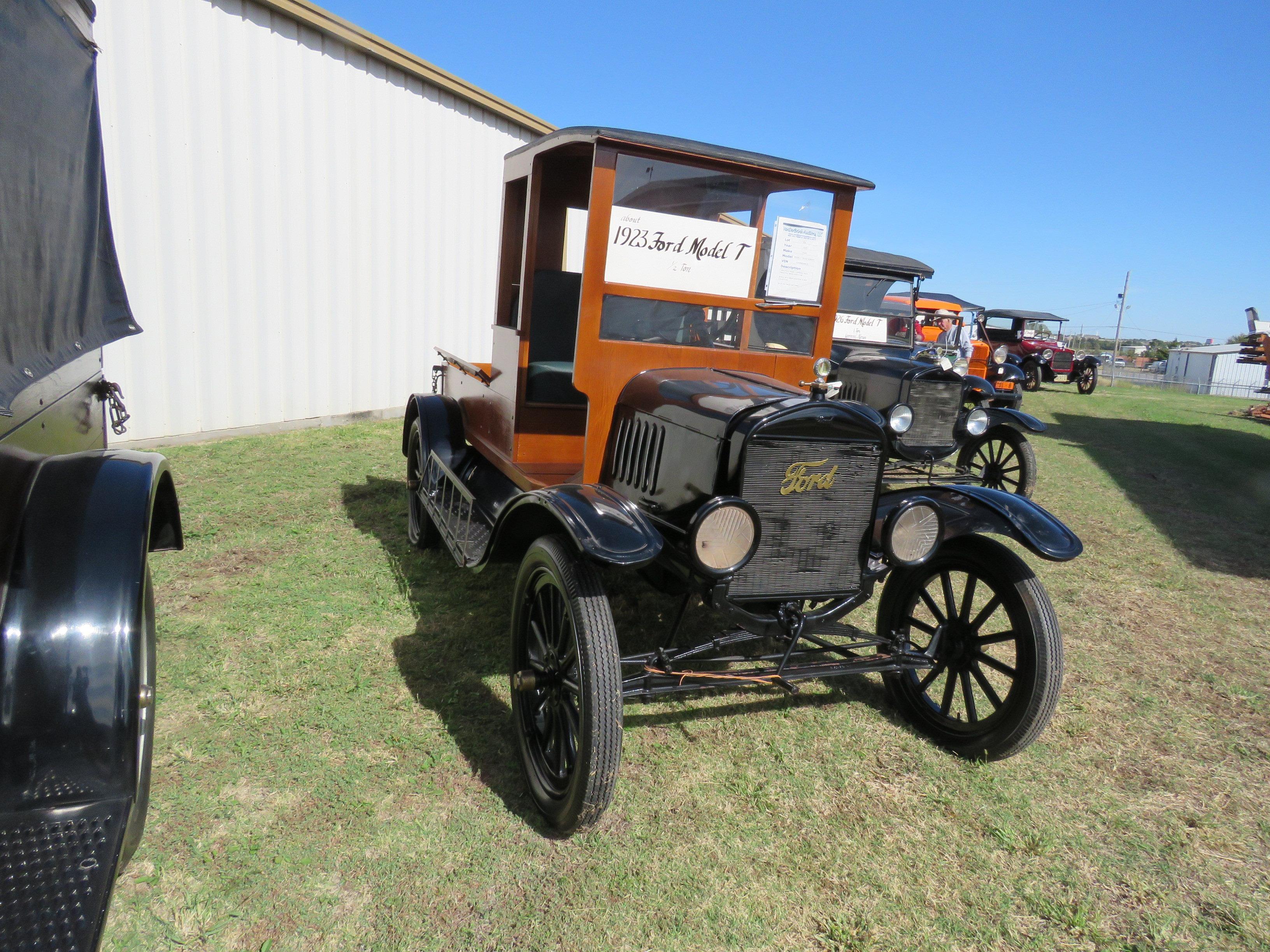 1923 Ford Model T Truck with Body