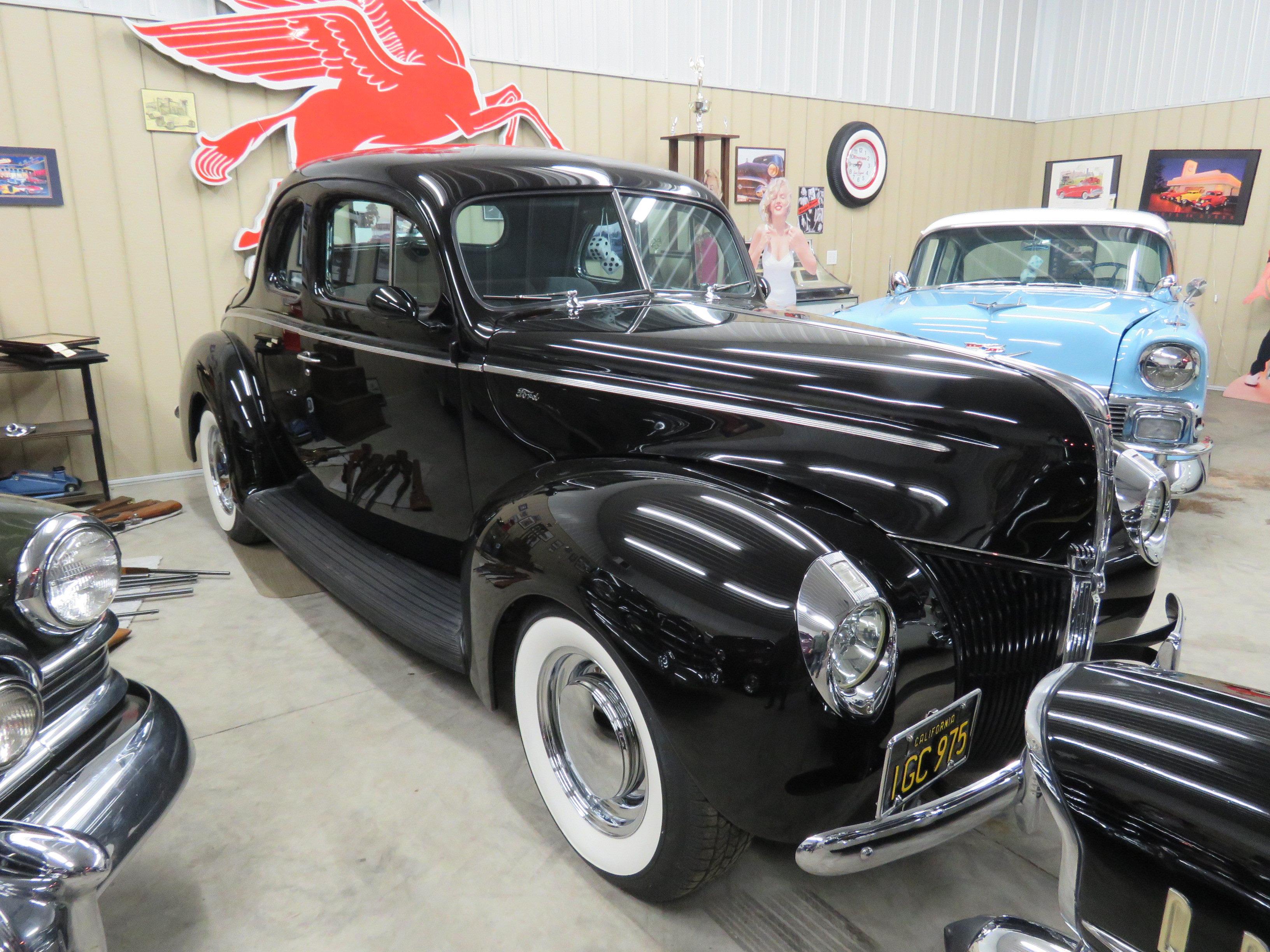 Beautiful 1940 Ford Coupe