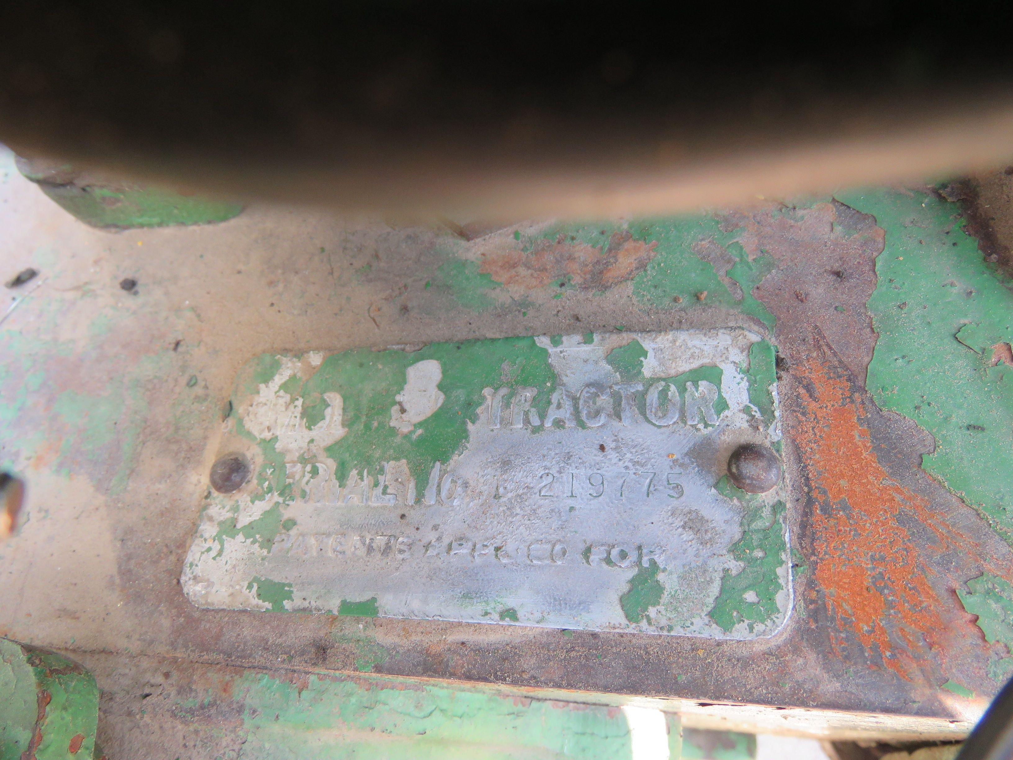 1948 John Deere B Tractor with John Deere 45 Manure Bucket