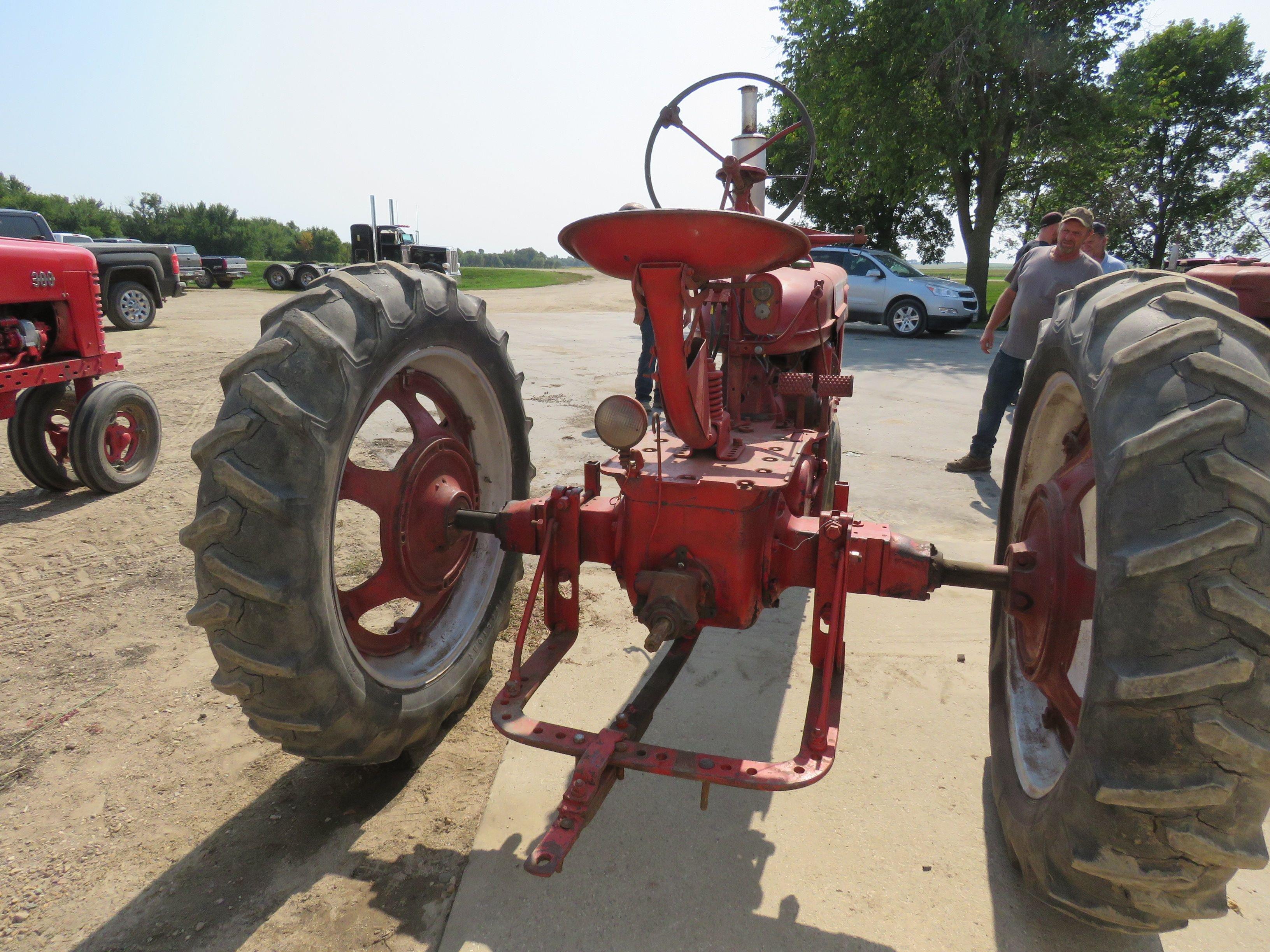 1940 Farmall H Tractor