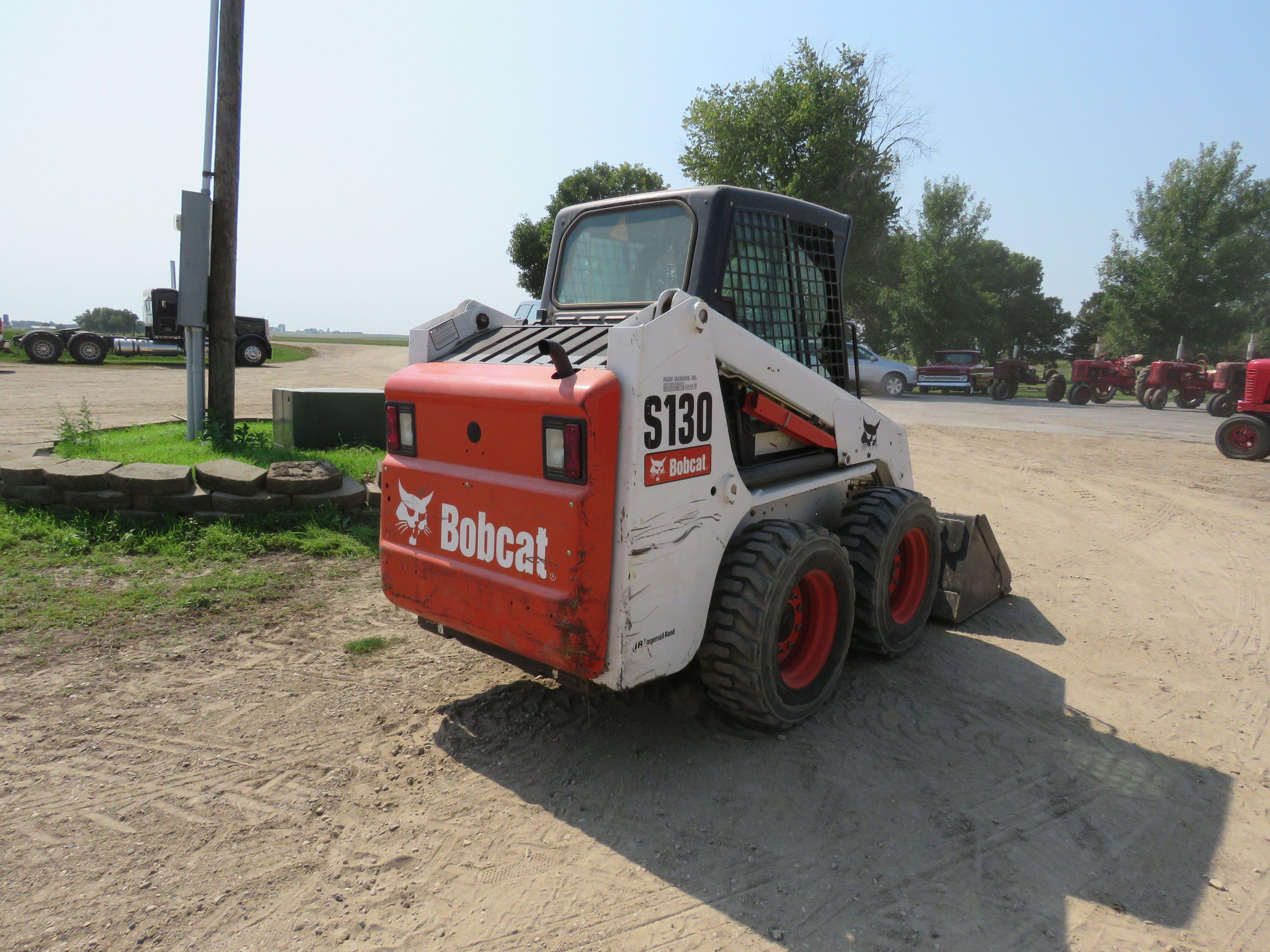 Bobcat S130 Skidloader