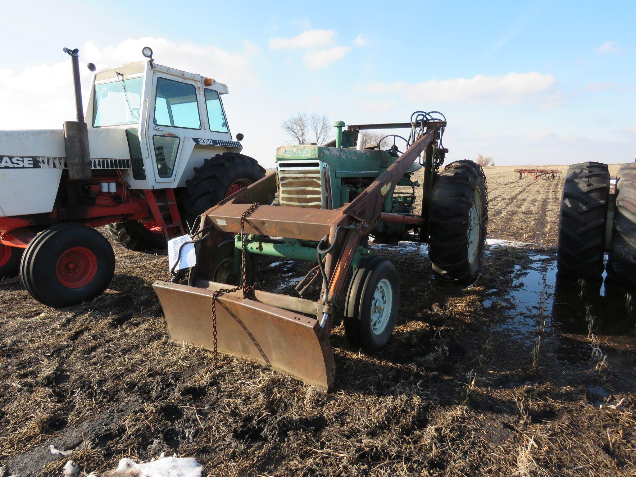 Oliver 880 Tractor With Loader