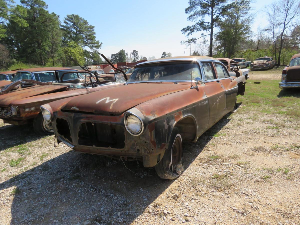 1956 Chrysler Imperial 4dr Sedan