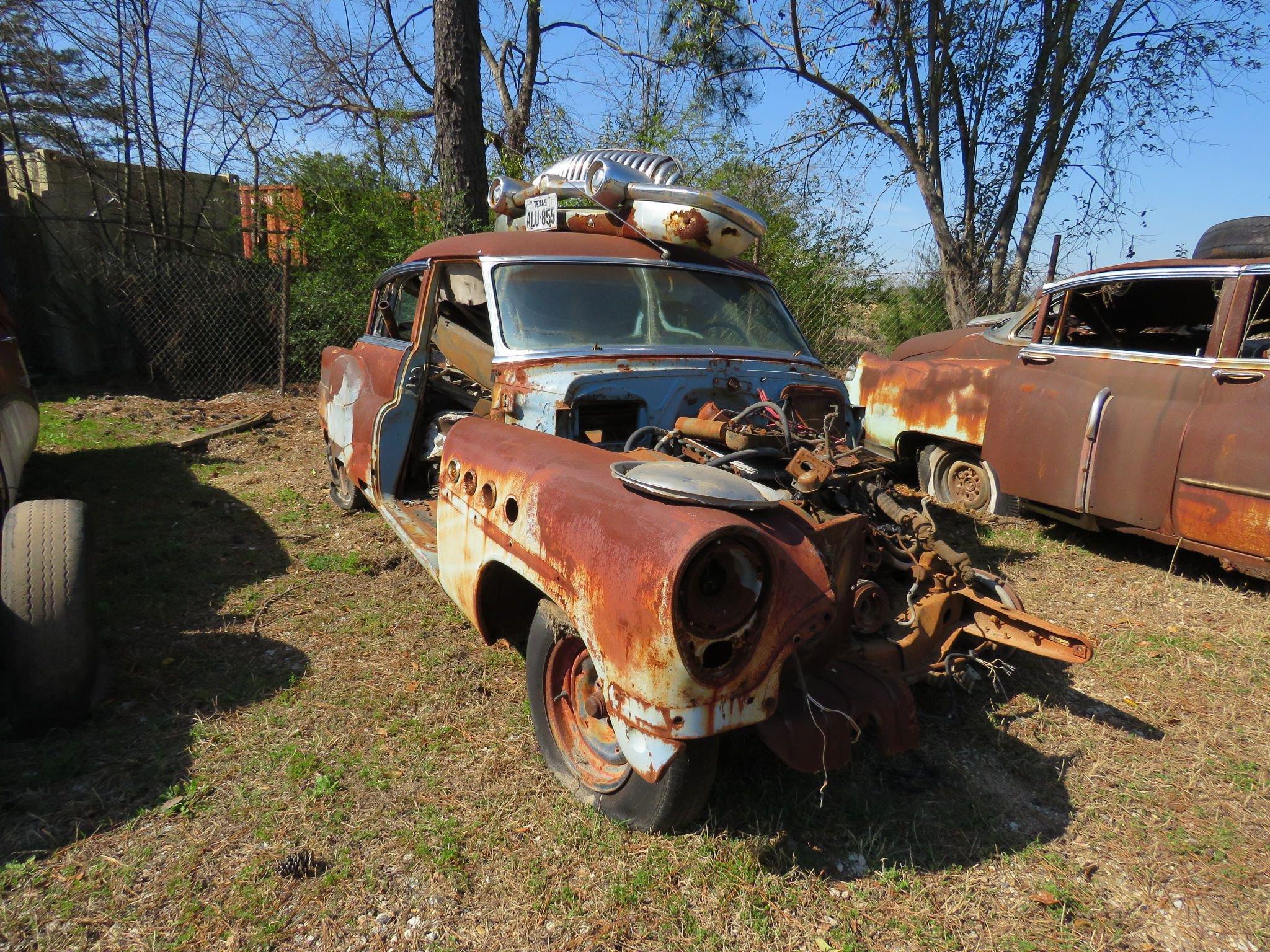 1953 Buick Roadmaster 4dr Sedan