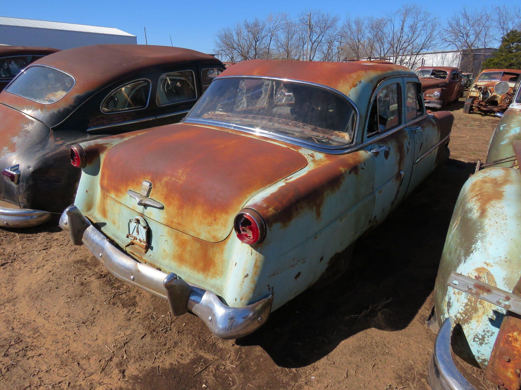 1953 Ford Customline 4dr Sedan