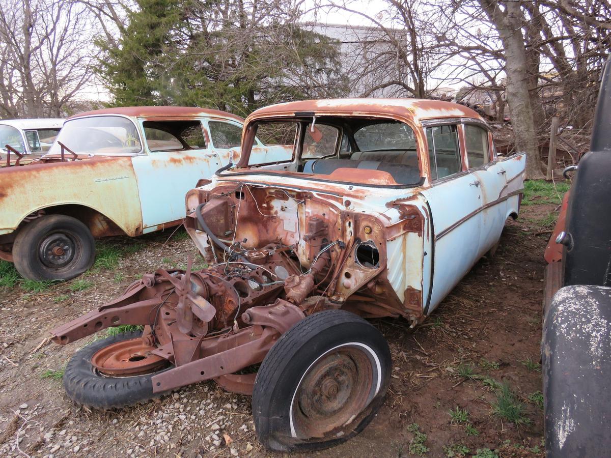 1957 Chevrolet 4dr Sedan for parts VC57K132159