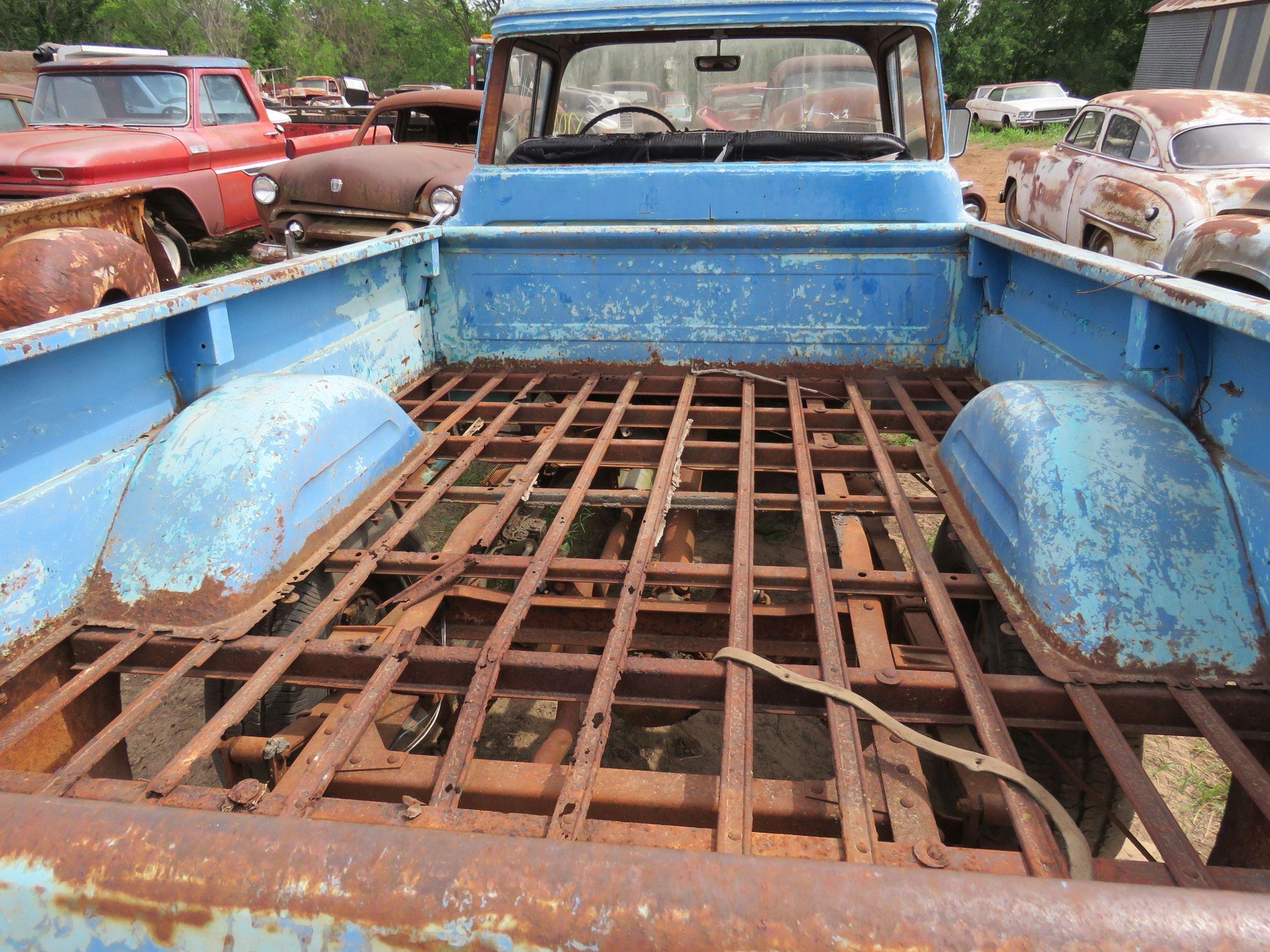 1959 Chevrolet 32 Apache Fleetside Pickup