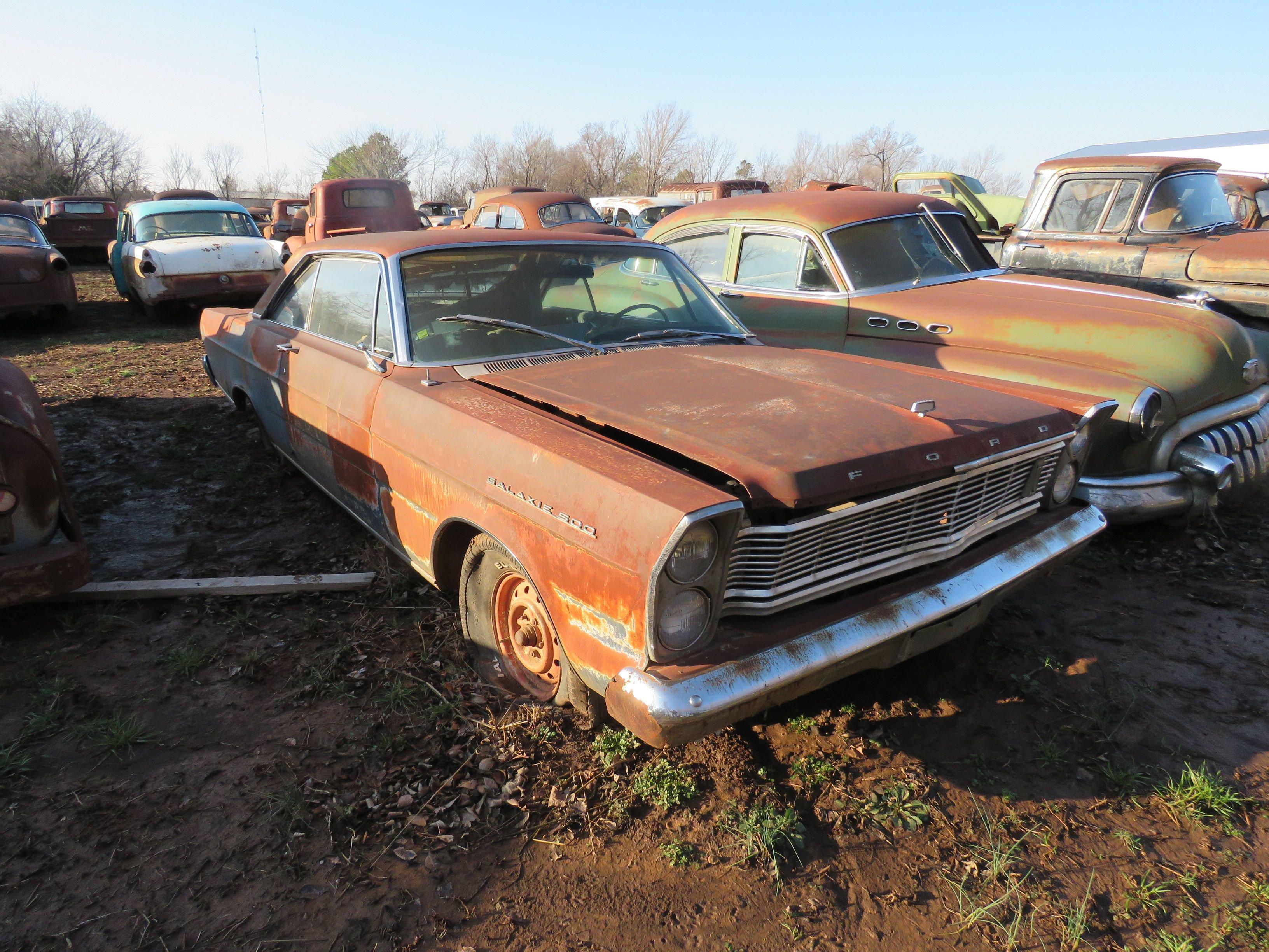 1965 Ford Galaxie 500 2dr HT