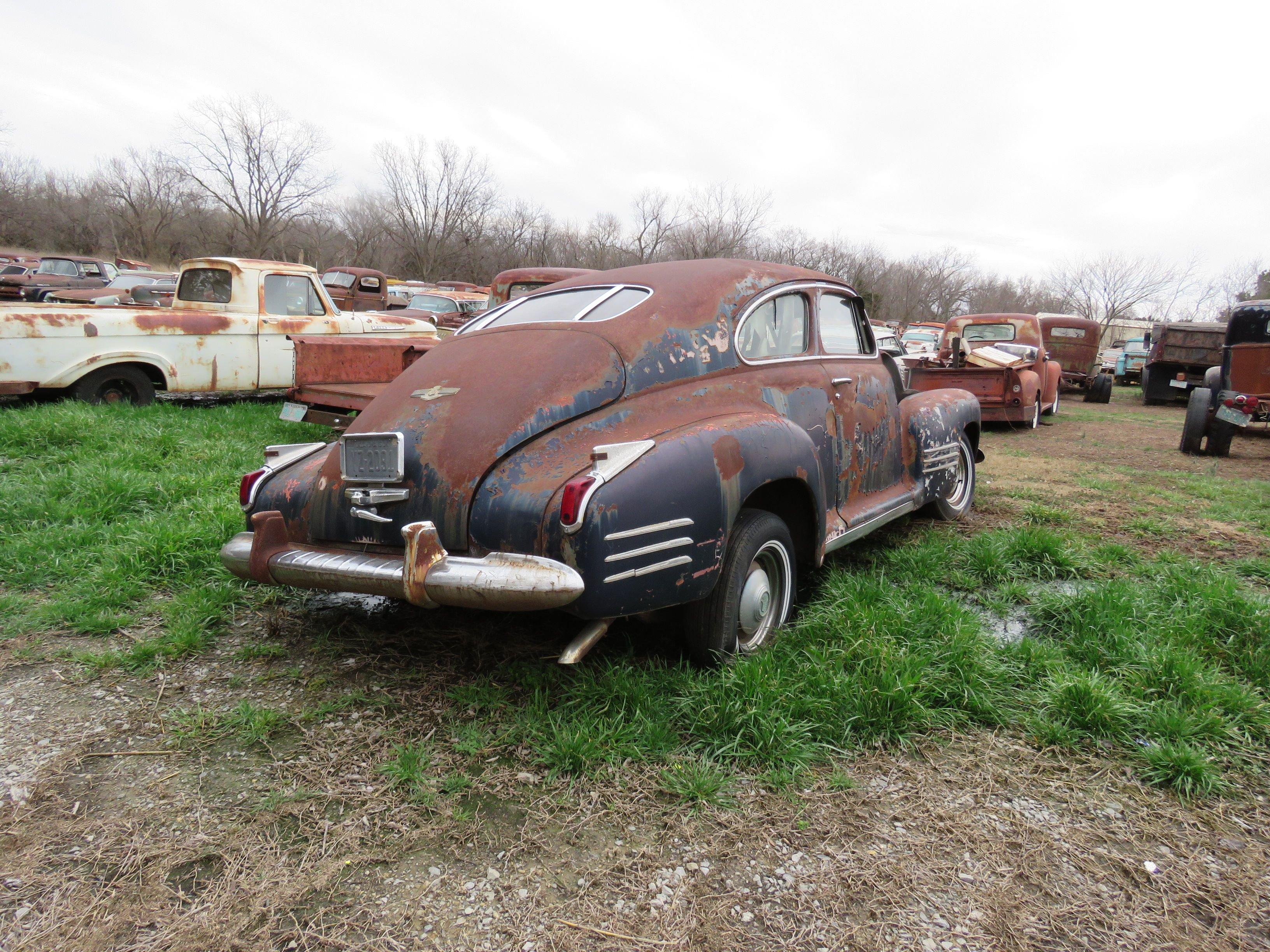 1948 Cadillac 2dr Sedan