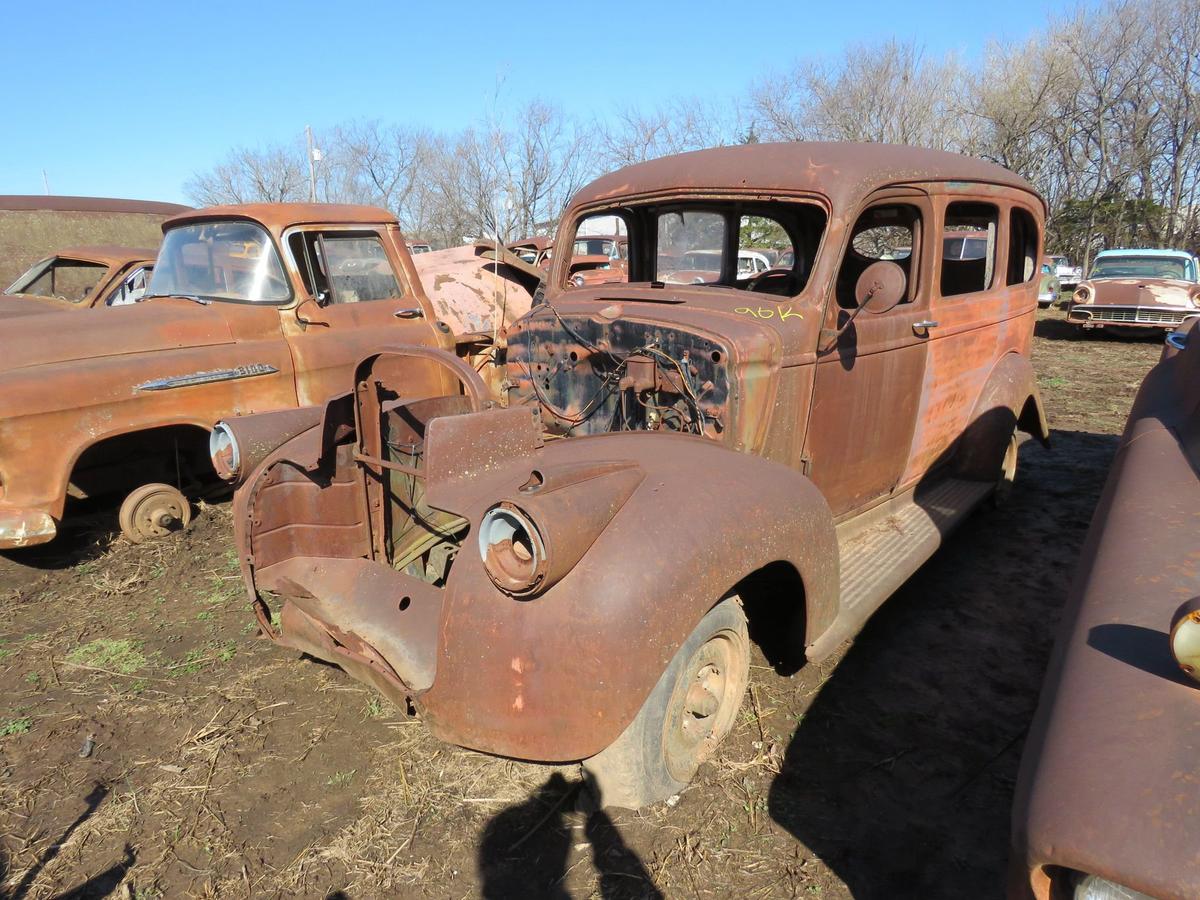 1946 Chevrolet SuburbaN