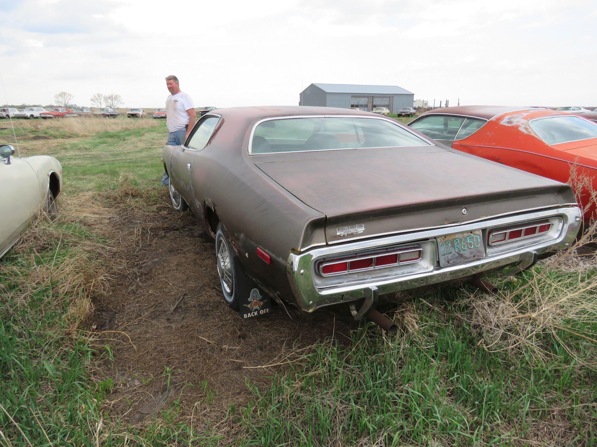 1972 Dodge Charger 2DR HT