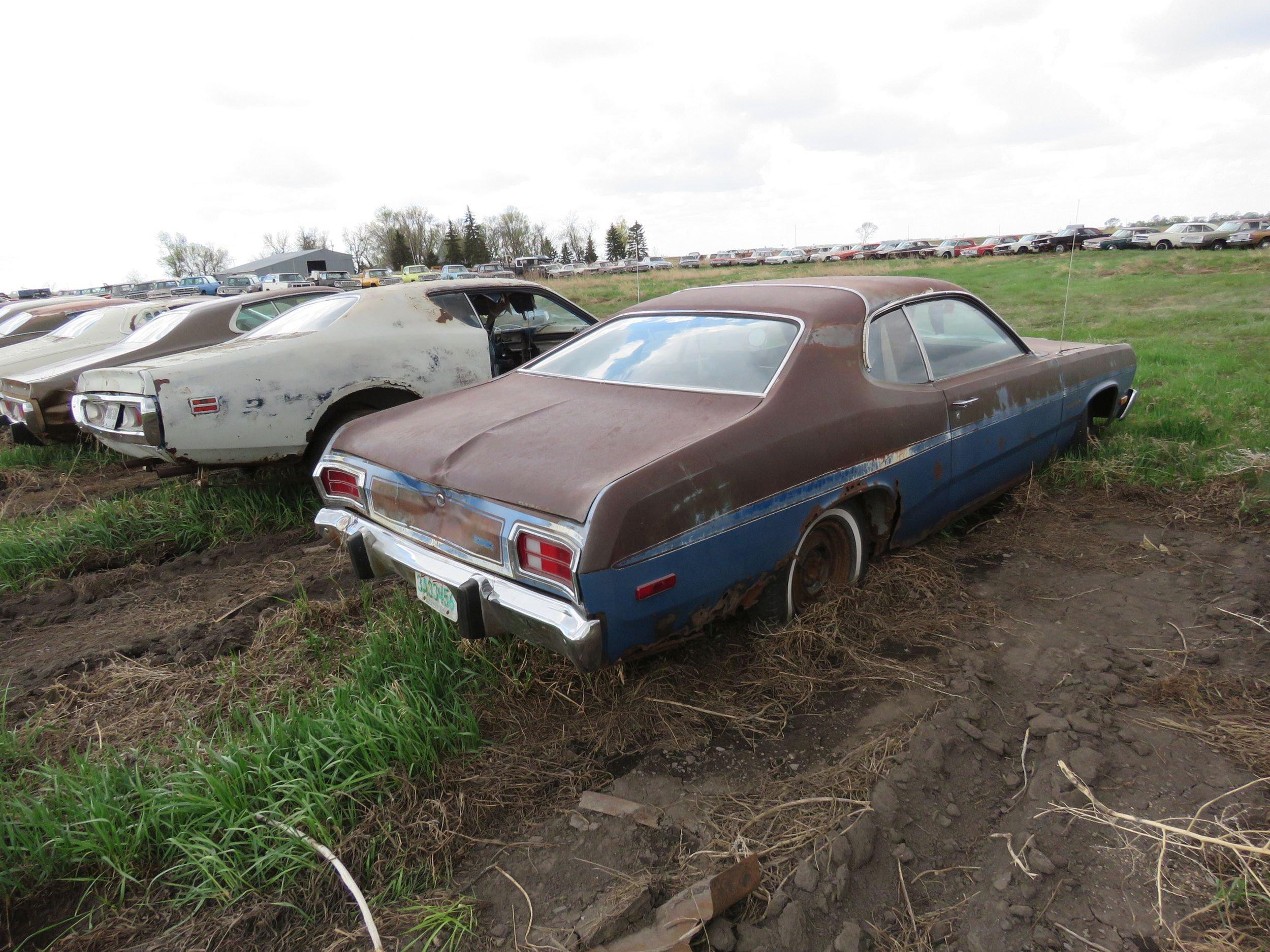 1973 Plymouth Duster 2dr HT