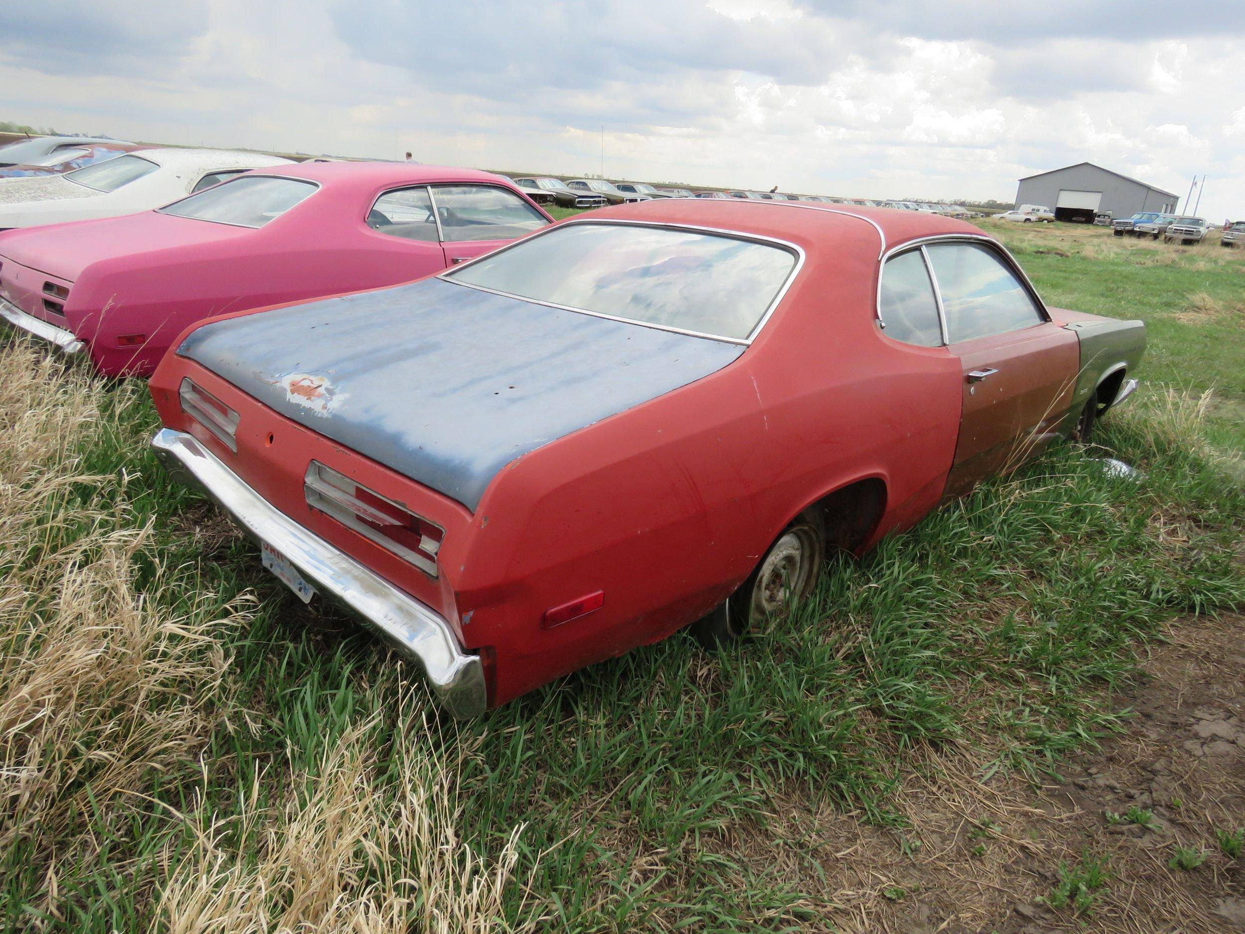 1972 Plymouth Duster 2dr HT