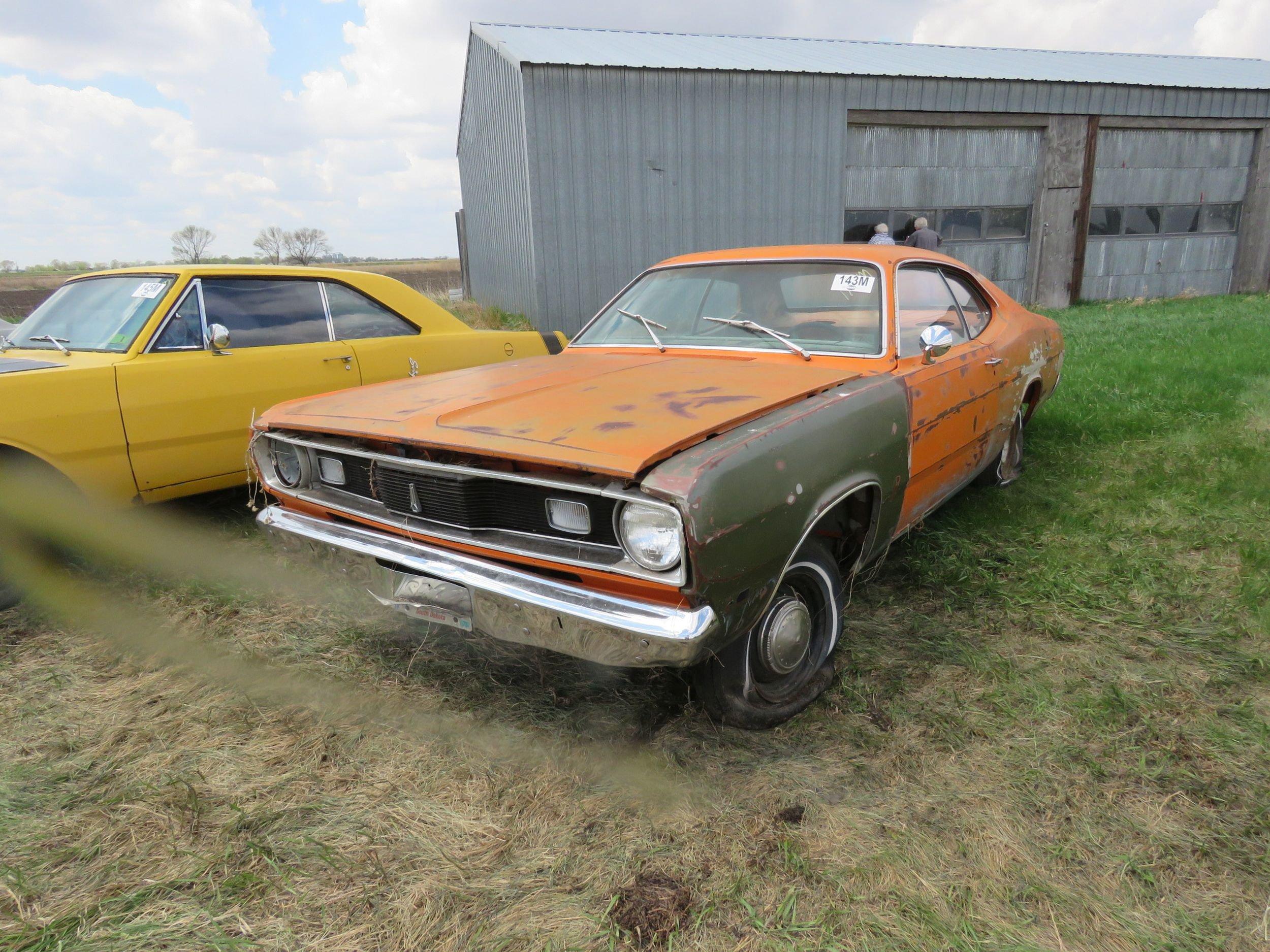 1970 Plymouth Duster 2dr HT