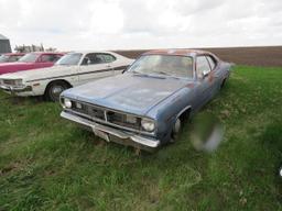 1972 Plymouth Duster 2dr HT