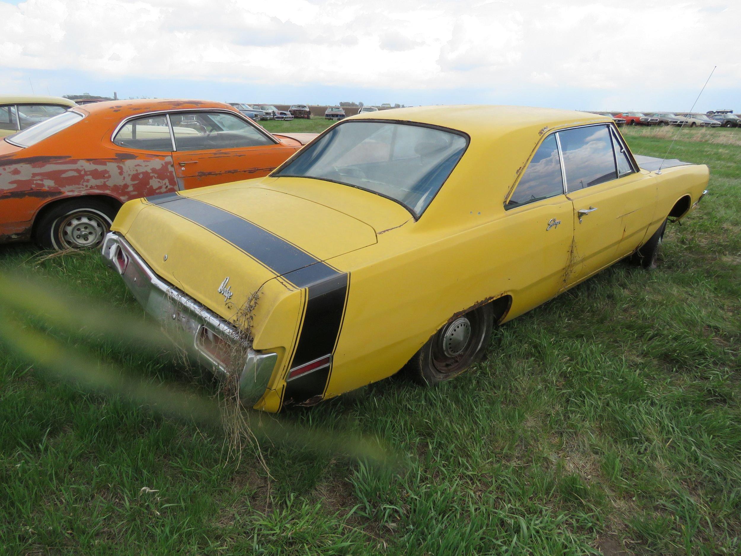 1970 Dodge Dart Swinger 2dr HT