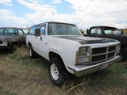 1977 Dodge D100