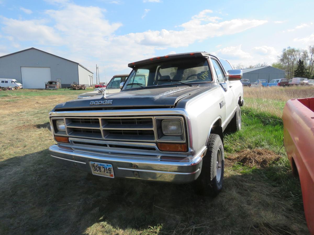 1990 Dodge Ram Charger Pickup