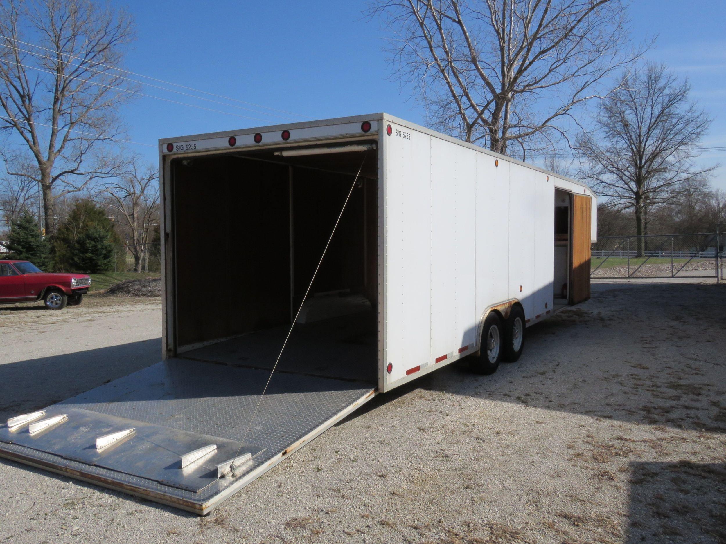 1994 S&S Welding Enclosed Trailer