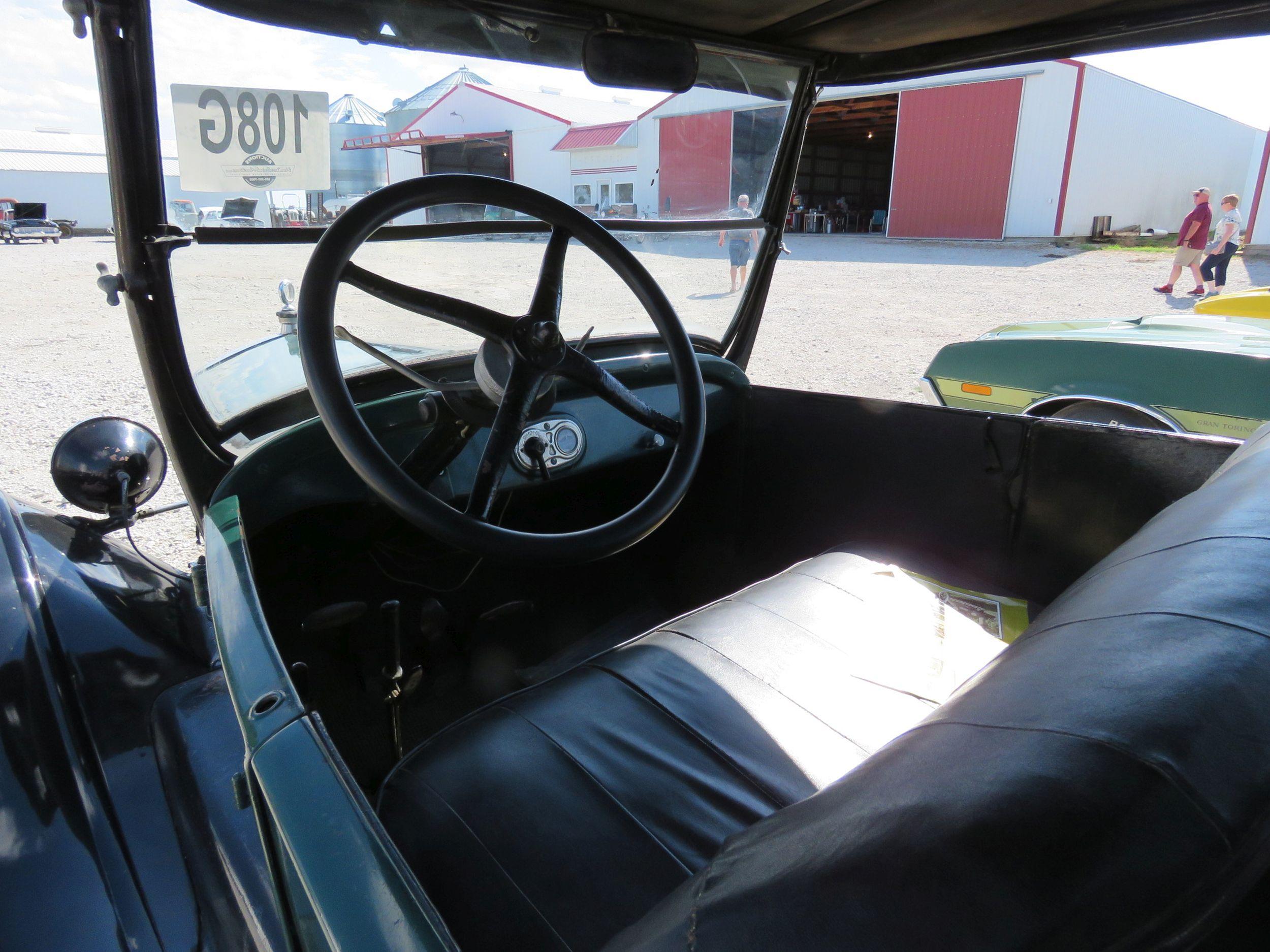 1926 Ford Model T 4dr Touring