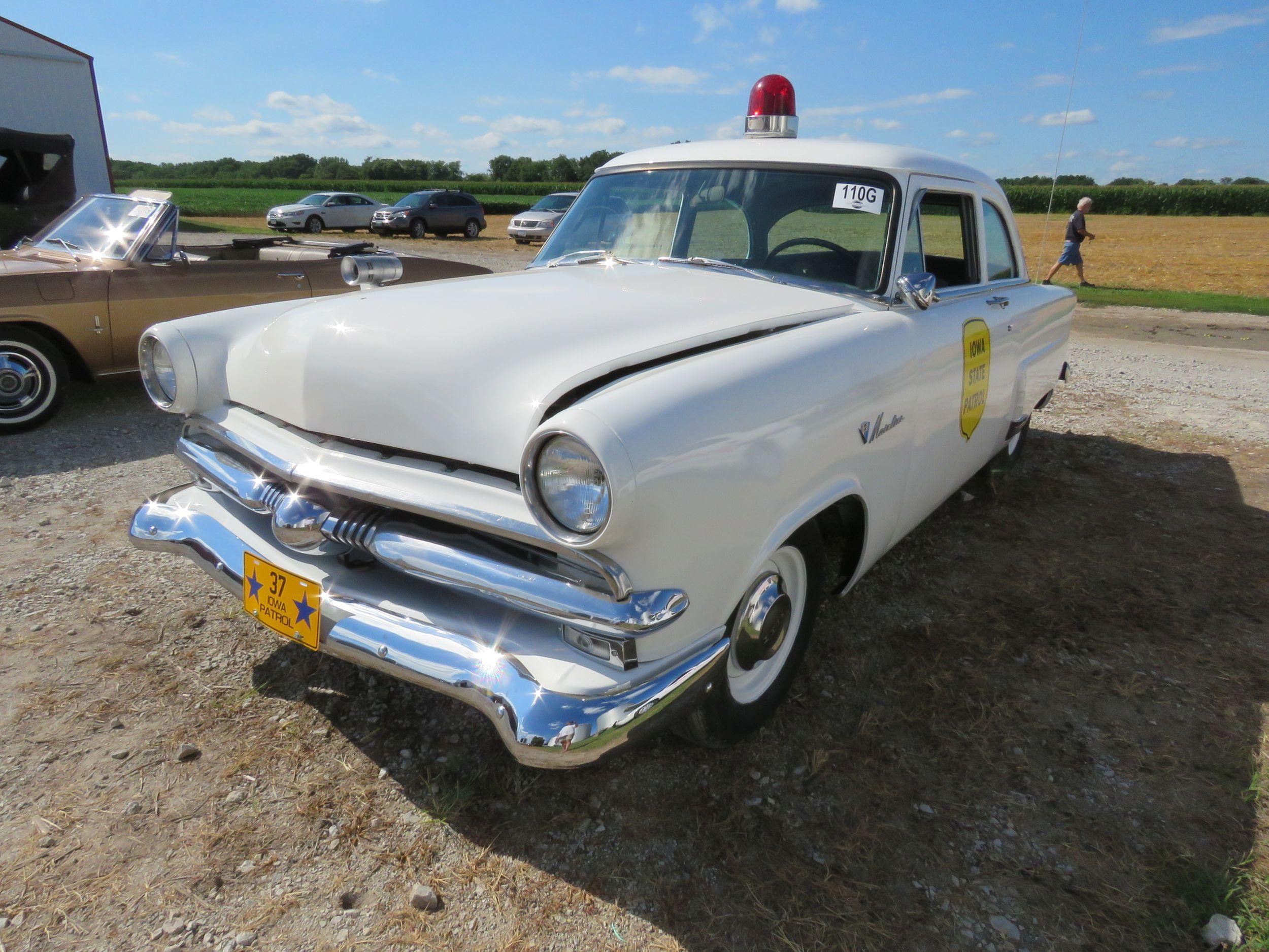 1953 Ford Mainline Iowa Patrol Car