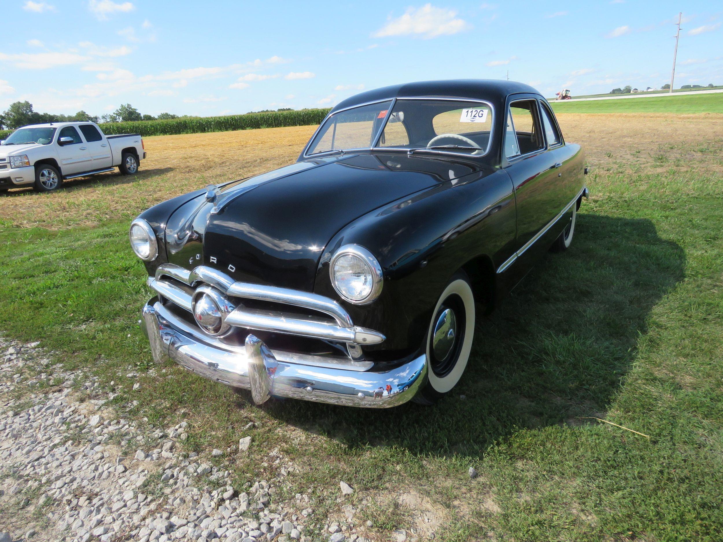 1949 Ford "Shoebox" 2dr Sedan