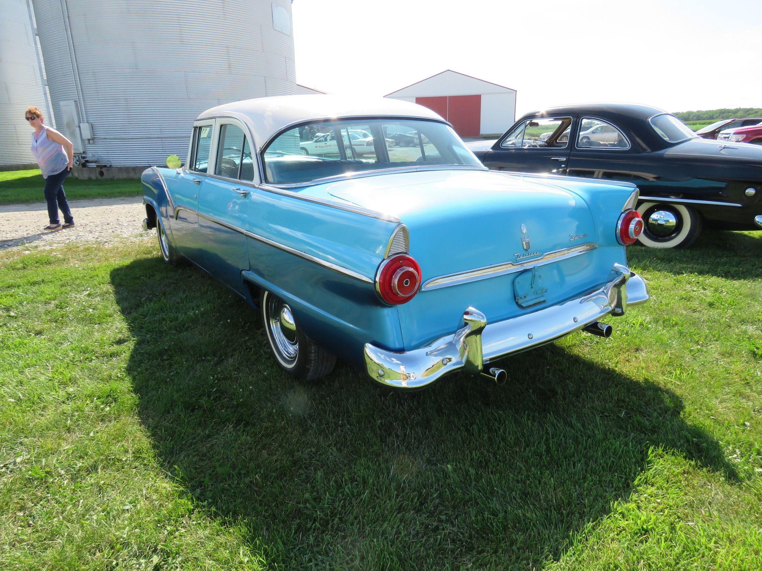 1955 Ford 4dr Sedan