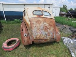 1940 Ford 4dr Sedan