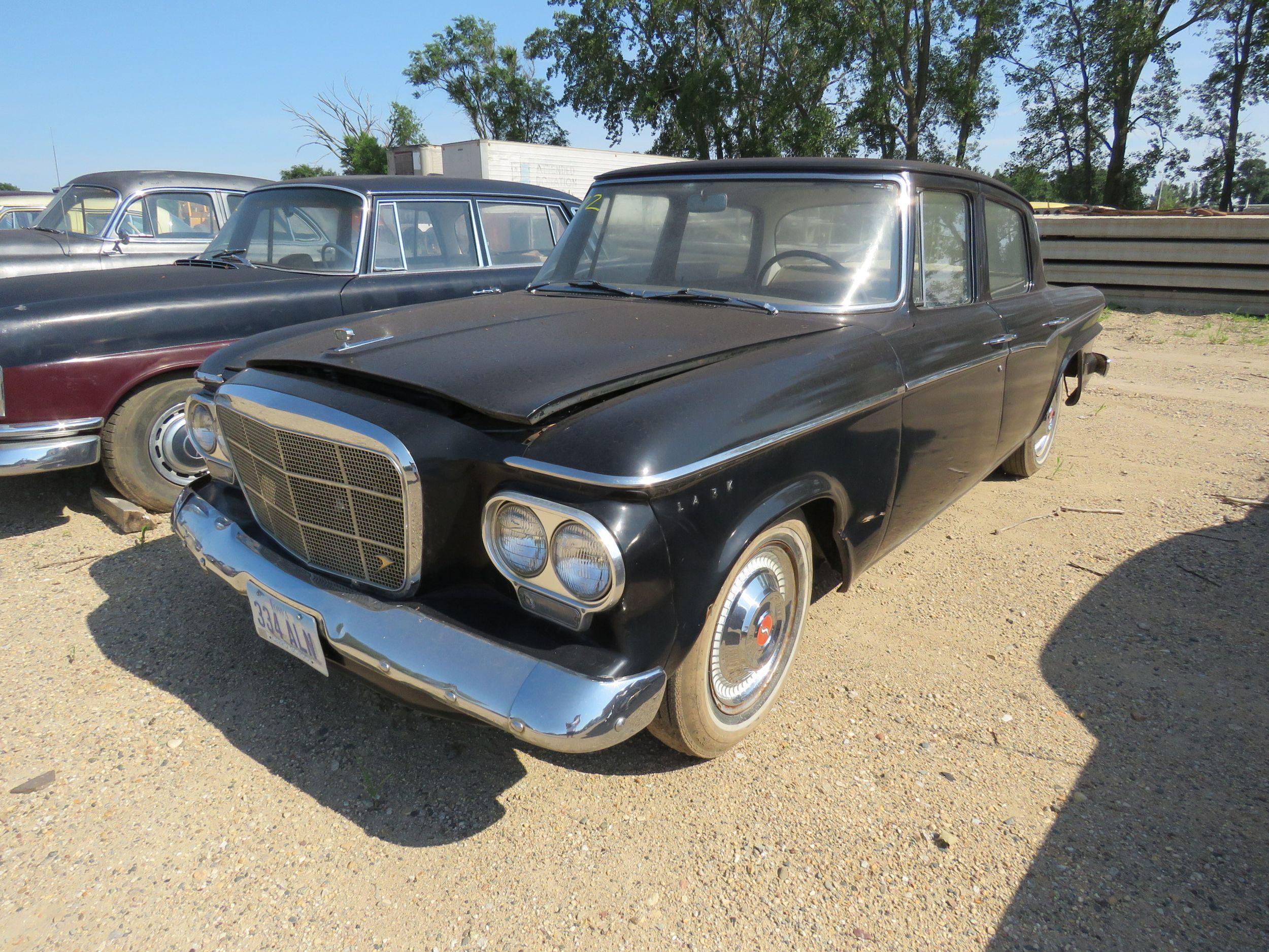 1962 Studebaker Lark 4dr Sedan