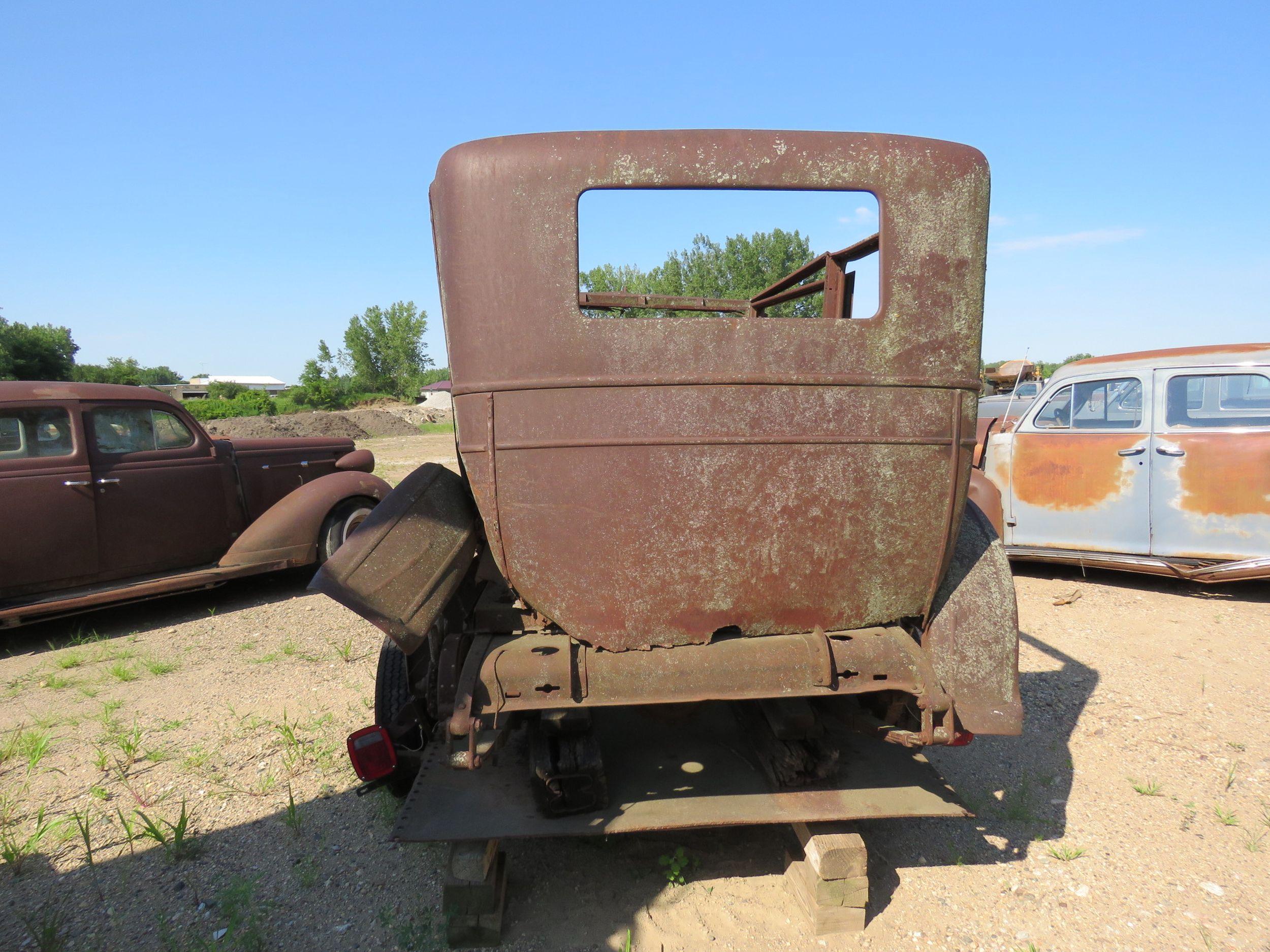 1920'S ? Nash 4dr Sedan Body Only for project or partys