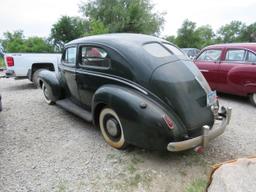 1939 Nash Ambassador 2dr Sedan