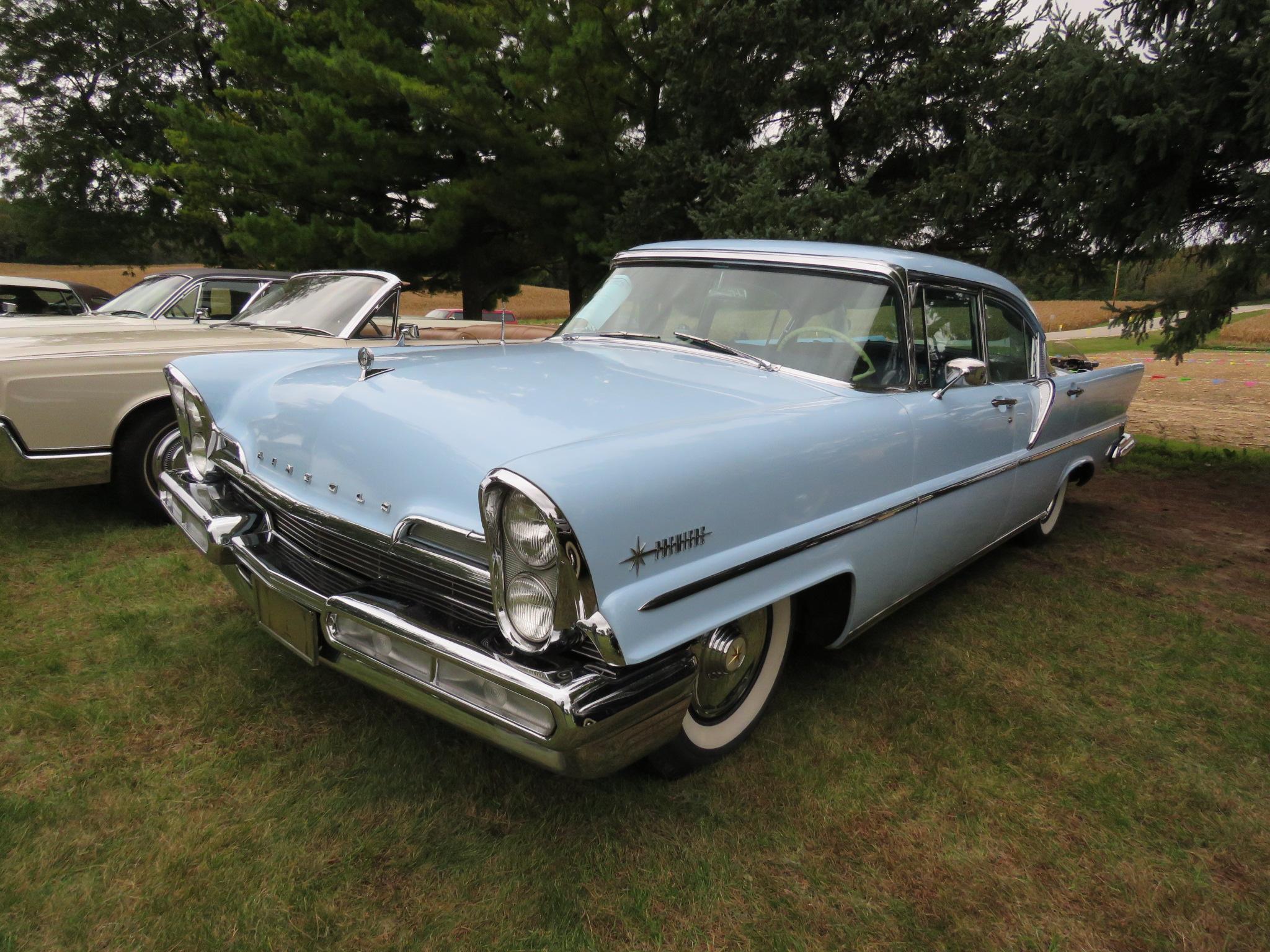 1957 Lincoln Premier 4dr landau Sedan