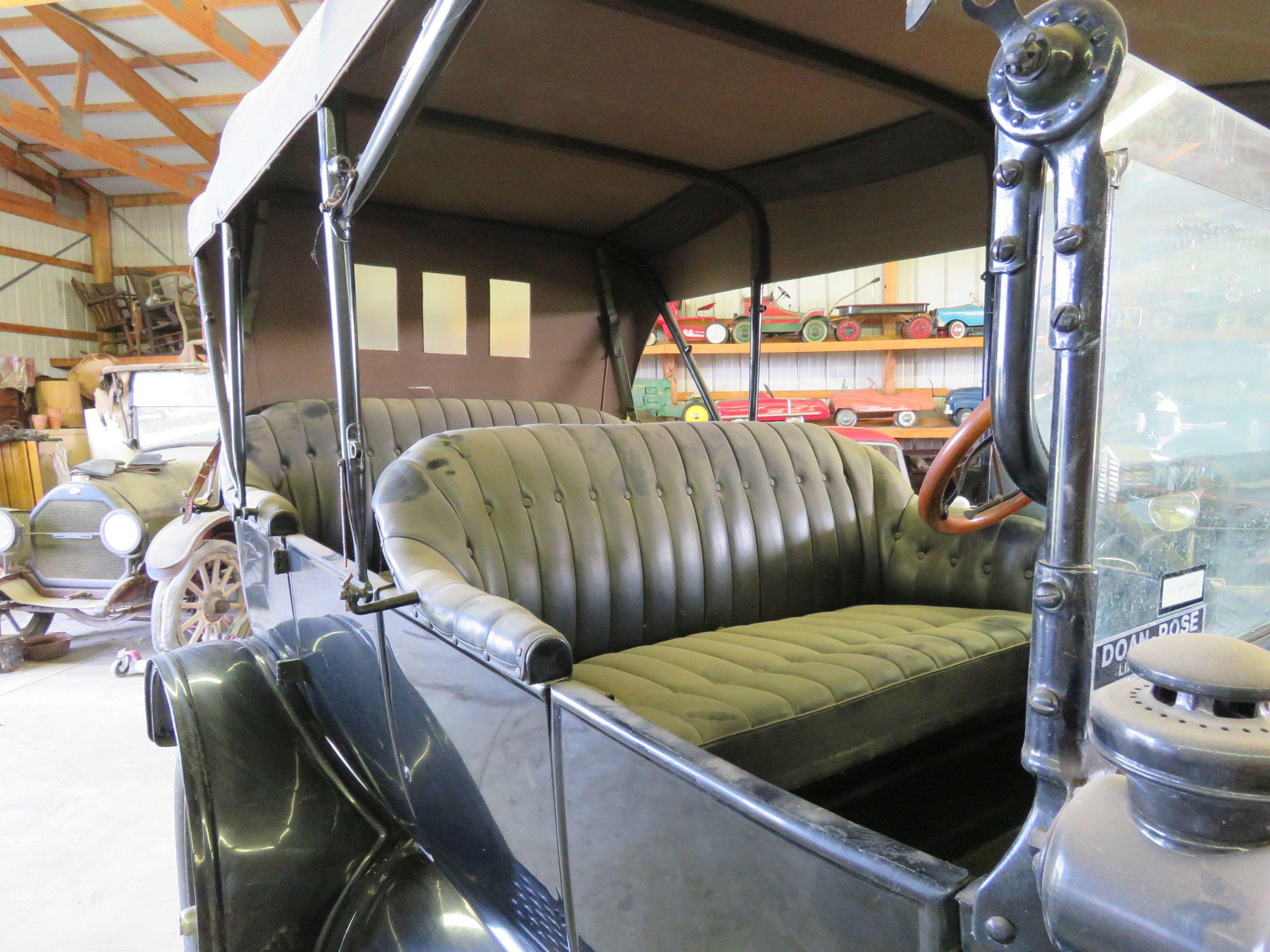 1918 Ford Model T Touring Car