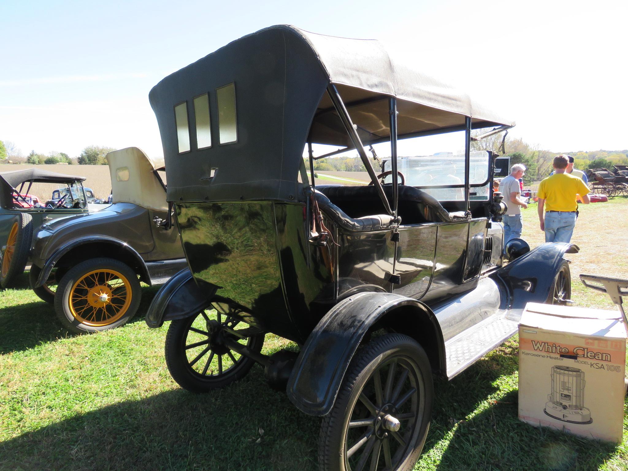 1918 Ford Model T Touring Car