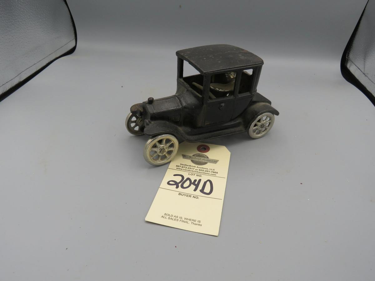 Arcade Cast Iron Ford Model T coupe @1923 Approx. 5 inches