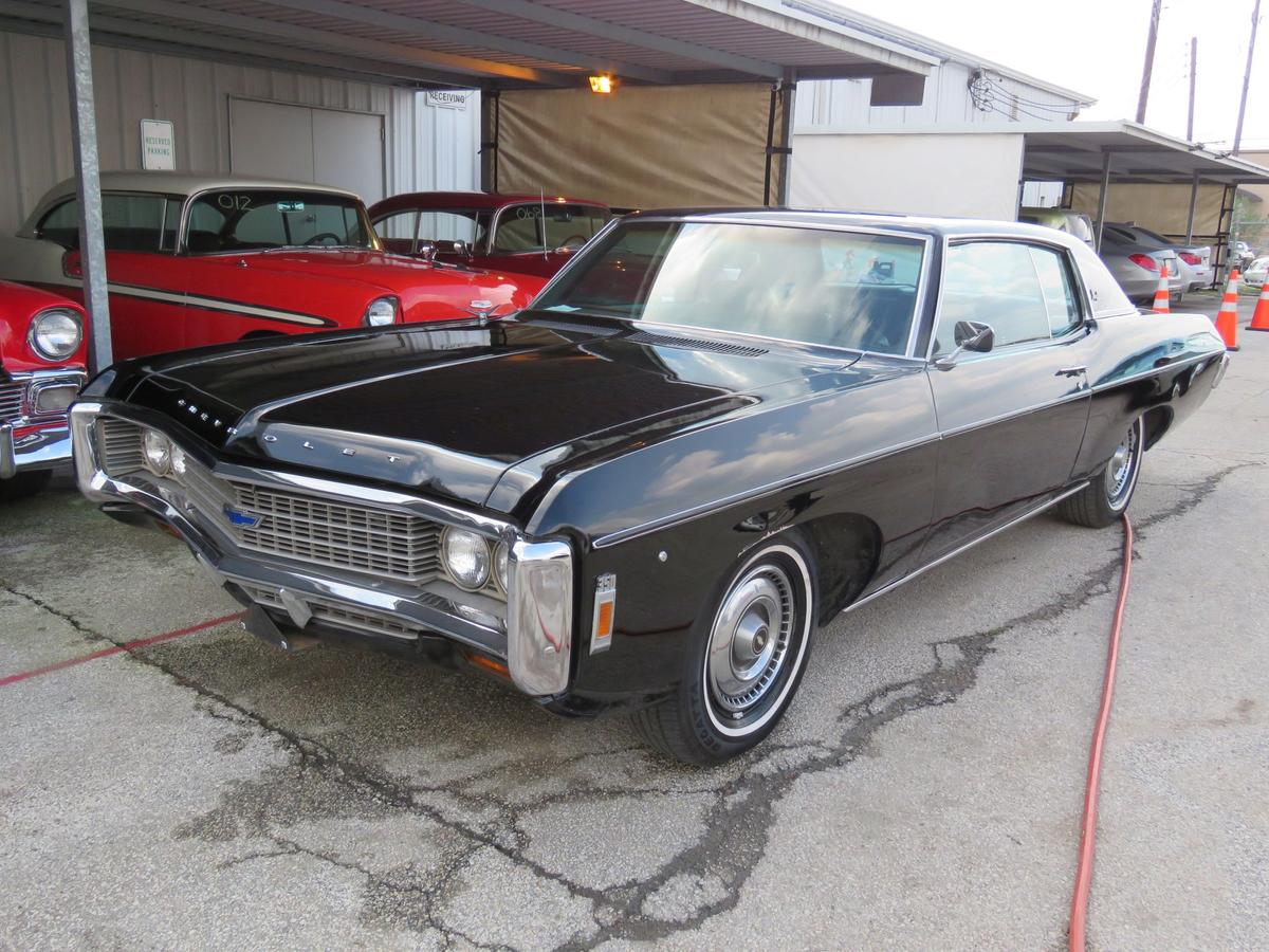 1969 Chevrolet Impala Custom 2dr HT