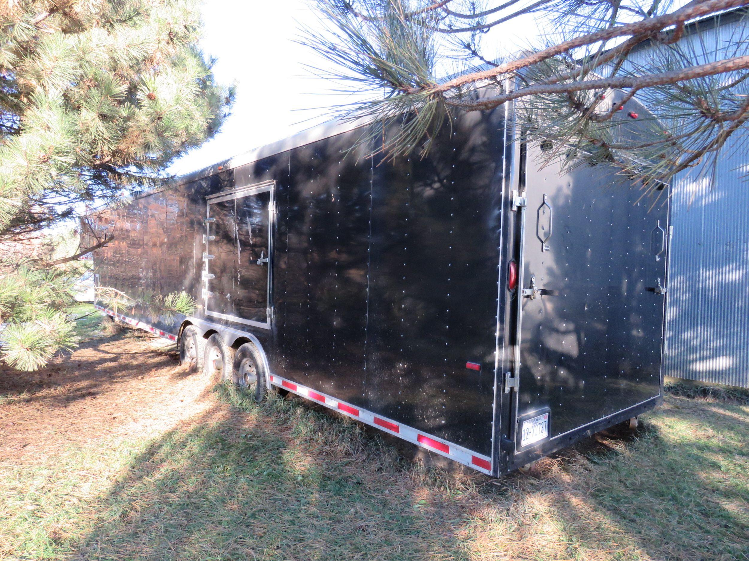 2006 Enclosed Cargo Trailer