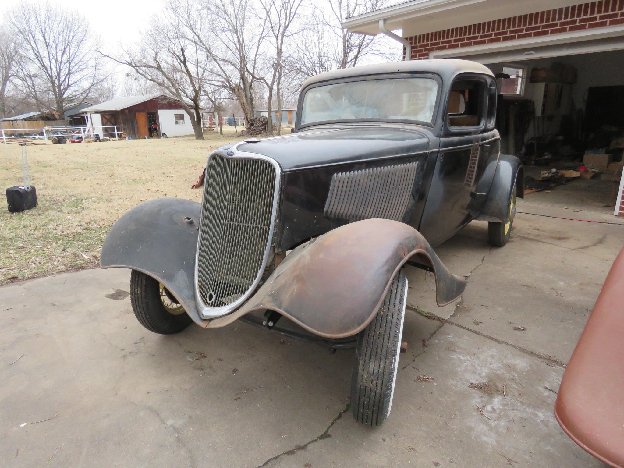 1933 Ford 5 Window Coupe