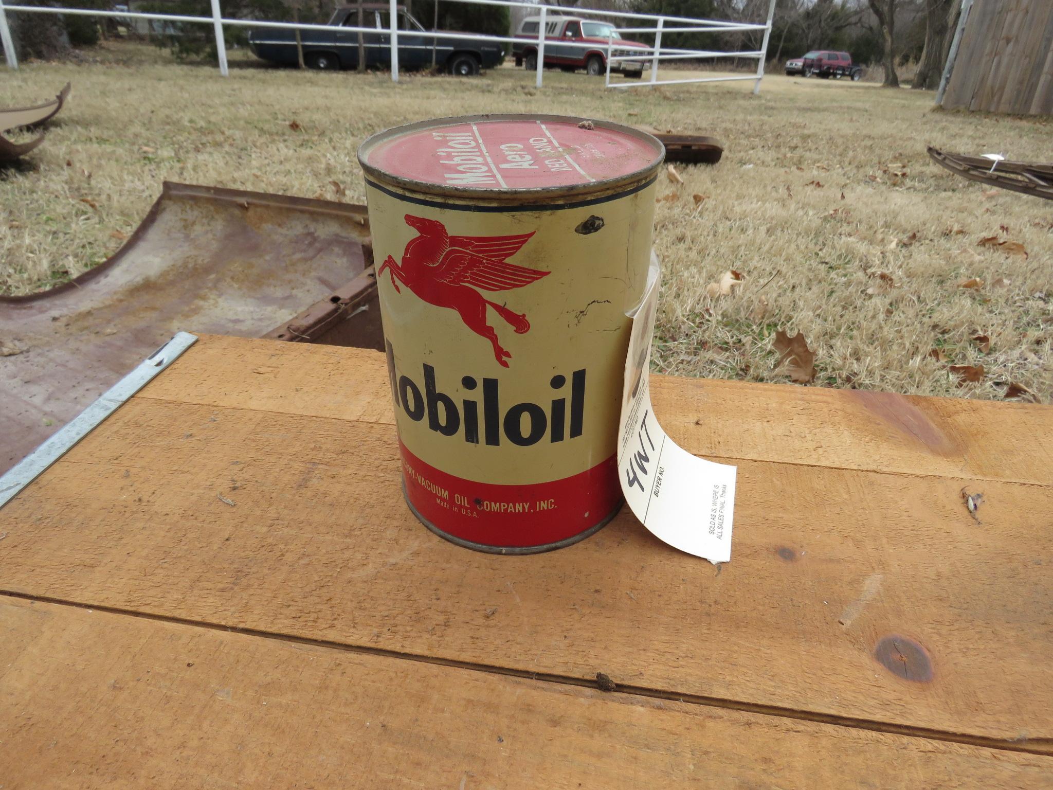 Mobil Oil  1 Quart Vintage Oil Can Full