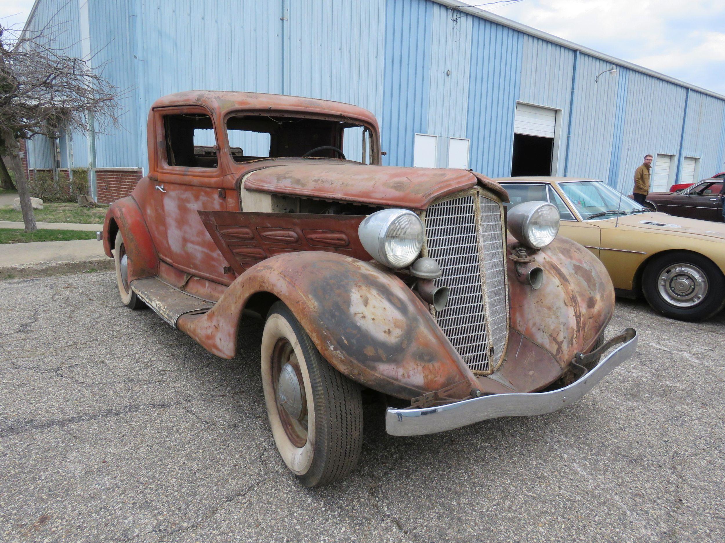 1935 REO Coupe